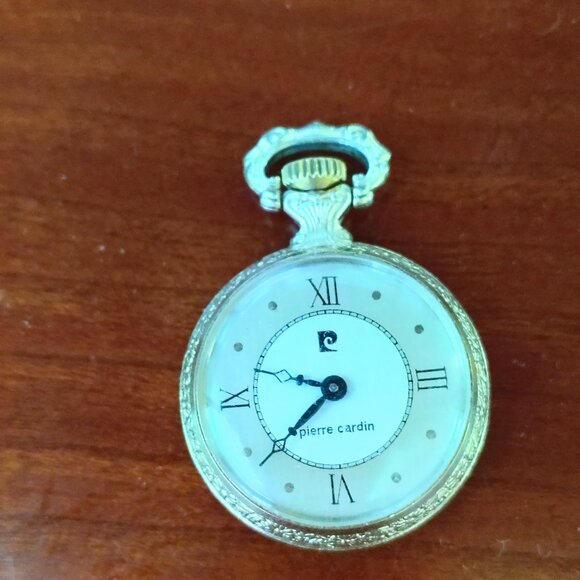 Pierre Cardin wind up mechanical gold tone ornate pocket watch - Picture 1 of 4